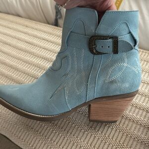 Shorty cowboy boots turquoise